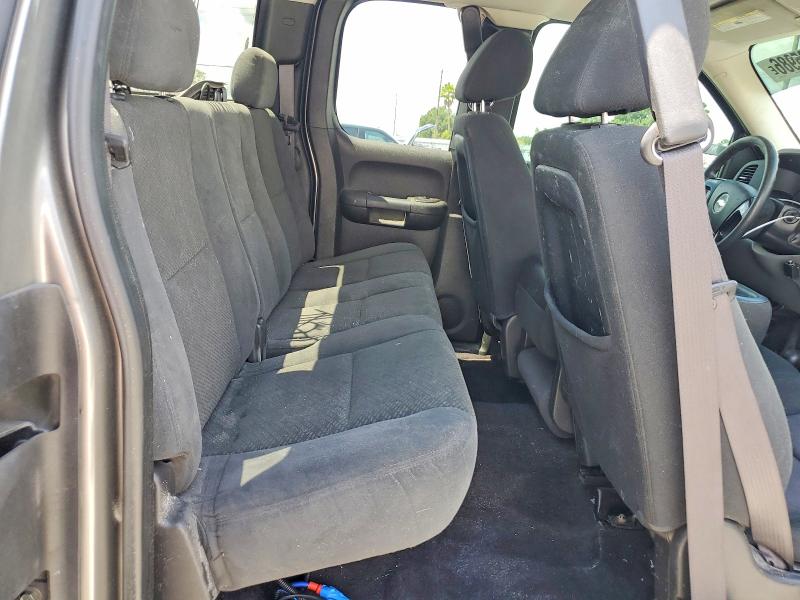 Photo 10 from auction – 2012 CHEVROLET SILVERADO with VIN 1GCRKREA4CZ277757