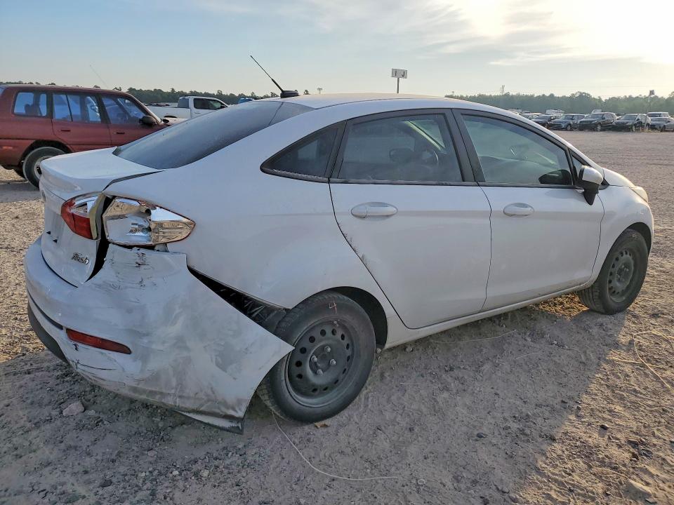 Photo 3 from auction – 2018 FORD FIESTA with VIN 3FADP4AJ4JM104393