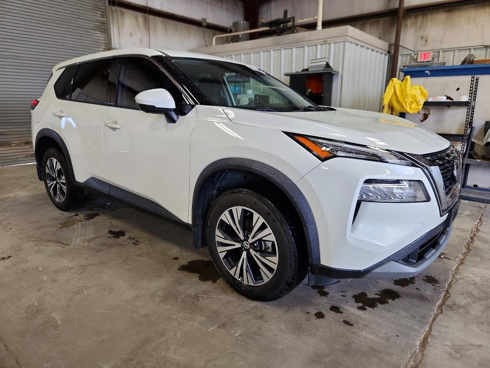 Photo 4 from auction – 2021 NISSAN ROGUE with VIN 5N1AT3BA6MC798152
