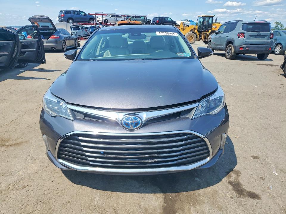 Photo 5 from auction – 2016 TOYOTA AVALON HYBRID with VIN 4T1BD1EB2GU051804