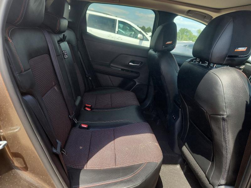 Photo 11 from auction – 2025 NISSAN KICKS with VIN 3N8AP6DD6SL437883
