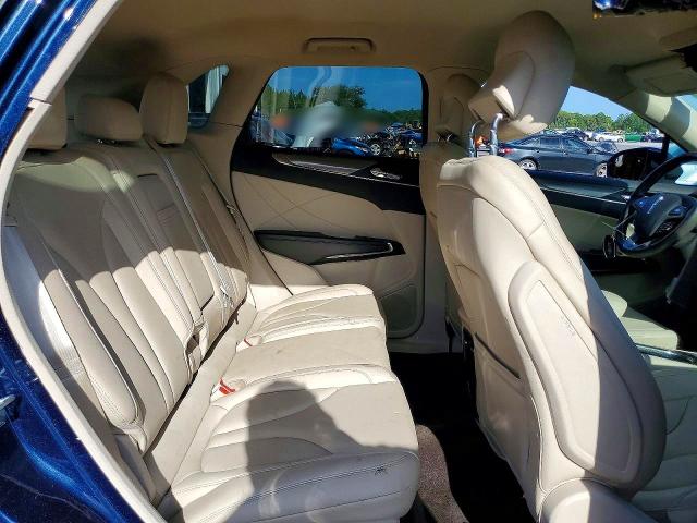 Photo 11 from auction – 2017 LINCOLN MKC with VIN 5LMCJ1C90HUL49537
