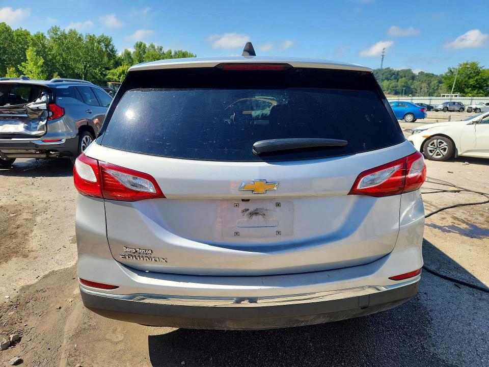 Photo 6 from auction – 2018 CHEVROLET EQUINOX with VIN 2GNAXHEVXJ6236738