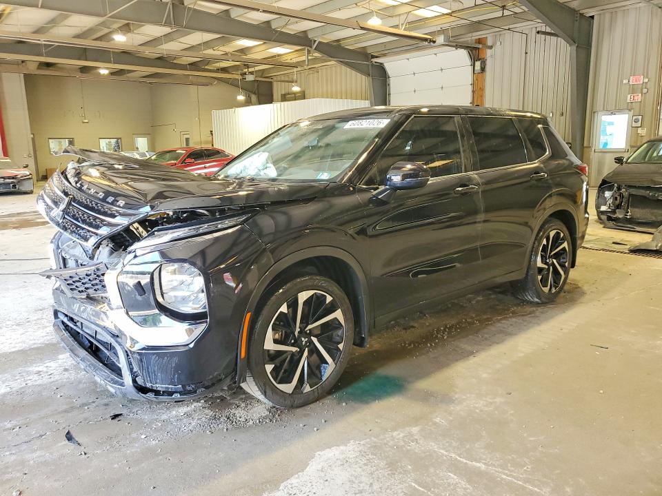 MITSUBISHI OUTLANDER 2022 with VIN JA4J4TA81NZ044505 - Photo from auction