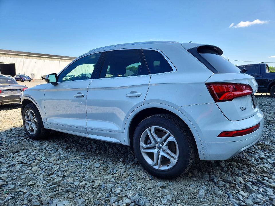 Photo 2 from auction – 2019 AUDI Q5 with VIN WA1ANAFYXK2087836