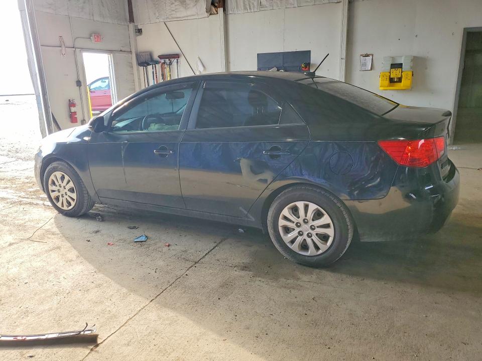 Photo 2 from auction – 2012 KIA FORTE with VIN KNAFU4A23C5538461
