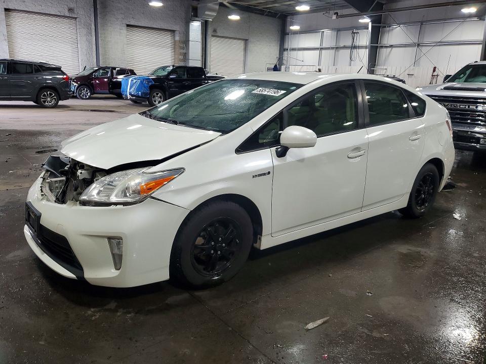 TOYOTA PRIUS 2014 with VIN JTDKN3DUXE1756140 - Photo from auction