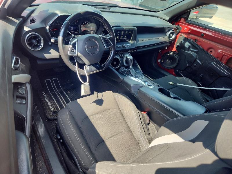 Photo 8 from auction – 2019 CHEVROLET CAMARO with VIN 1G1FB1RX5K0158050