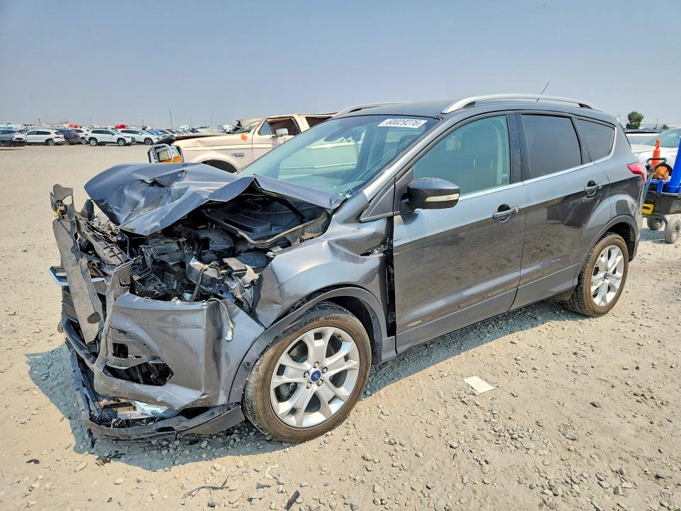 FORD ESCAPE 2015 with VIN 1FMCU9J92FUB11892 - Photo from auction