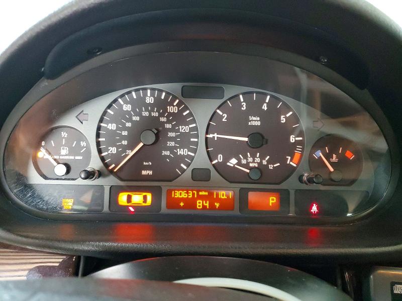 Photo 9 from auction – 2005 BMW 325 with VIN WBAET37465NJ90059