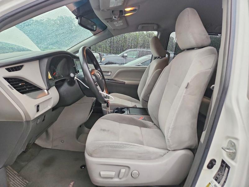 Photo 7 from auction – 2015 TOYOTA SIENNA with VIN 5TDKK3DC4FS571943