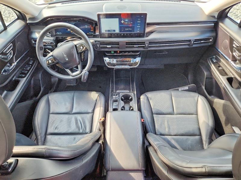 Photo 8 from auction – 2023 LINCOLN CORSAIR with VIN 5LMCJ2DA8PUL12653