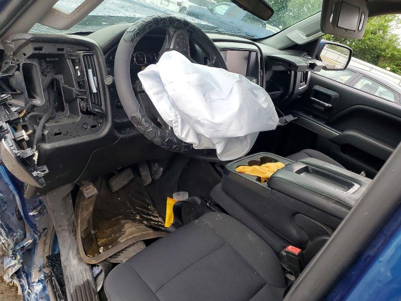 Photo 8 from auction – 2018 CHEVROLET SILVERADO with VIN 3GCUKREC6JG372992