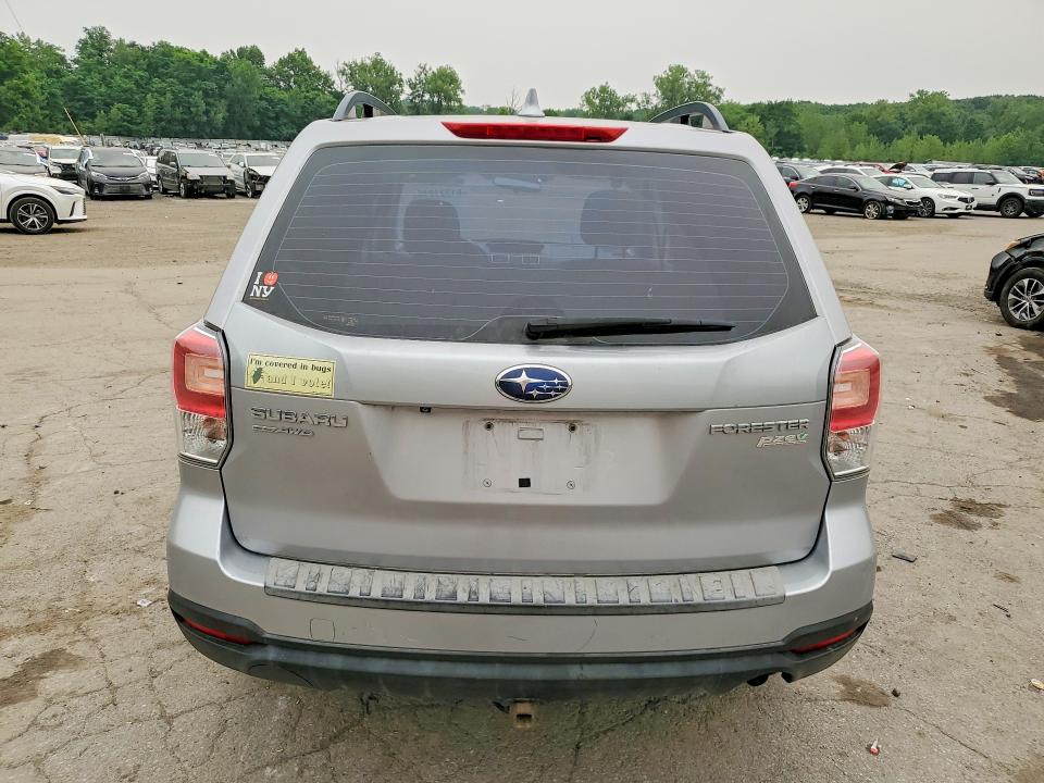 Photo 6 from auction – 2017 SUBARU FORESTER with VIN JF2SJABC8HH540780