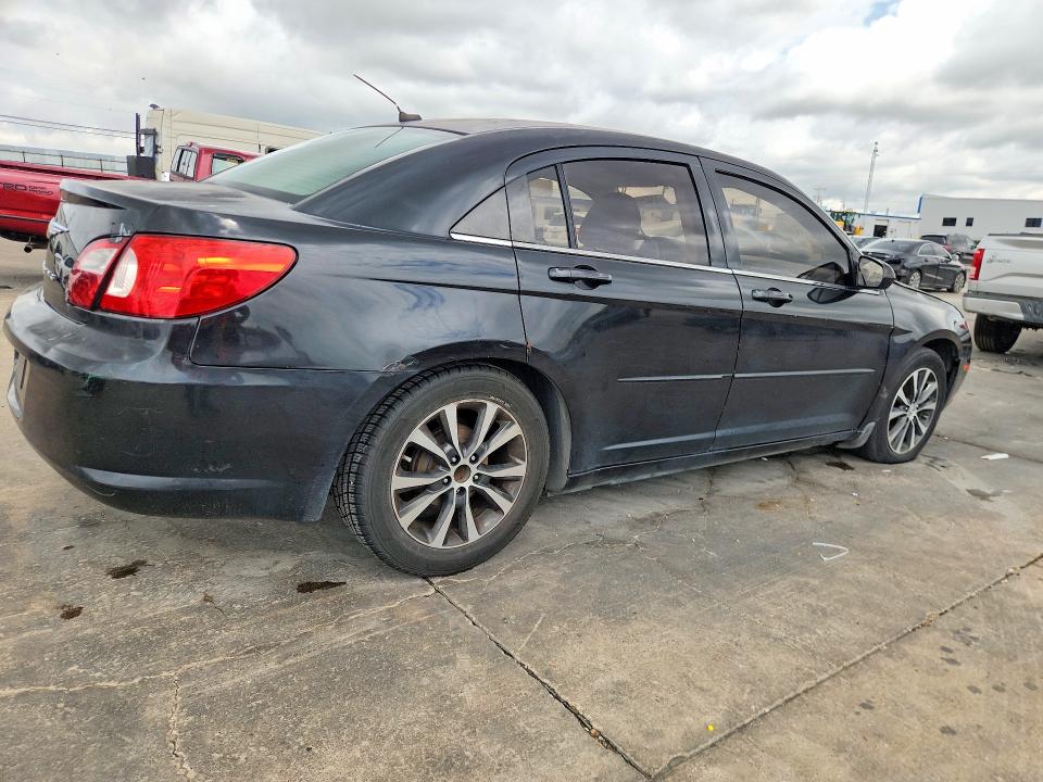 Foto 3 de la subasta – 2008 CHRYSLER SEBRING con VIN 1C3LC46K18N189250
