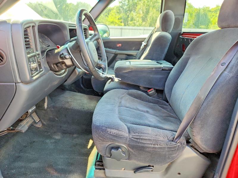 Photo 7 from auction – 2000 CHEVROLET SILVERADO with VIN 1GCEC14T8YZ212093