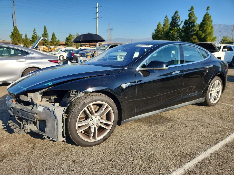 TESLA MODEL S 2014 with VIN 5YJSA1S15EFP44526 - Photo from auction