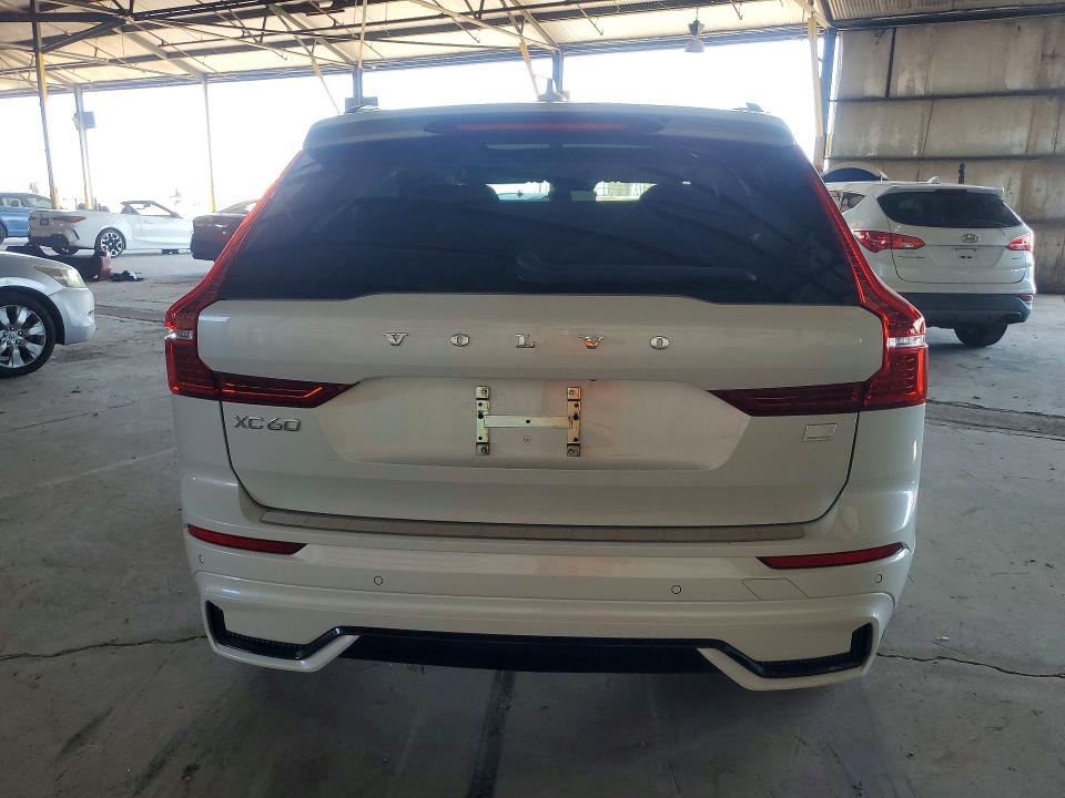 Photo 6 from auction – 2024 VOLVO XC60 with VIN YV4H60DL3R1897065