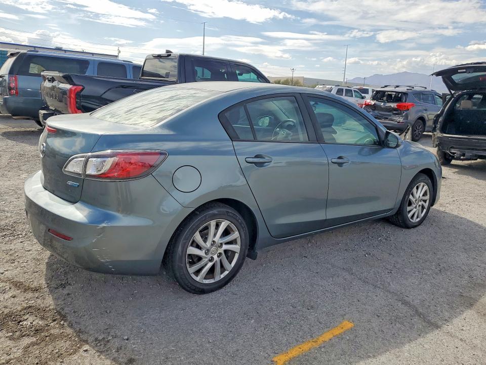 Photo 3 from auction – 2012 MAZDA 3 with VIN JM1BL1V80C1578165