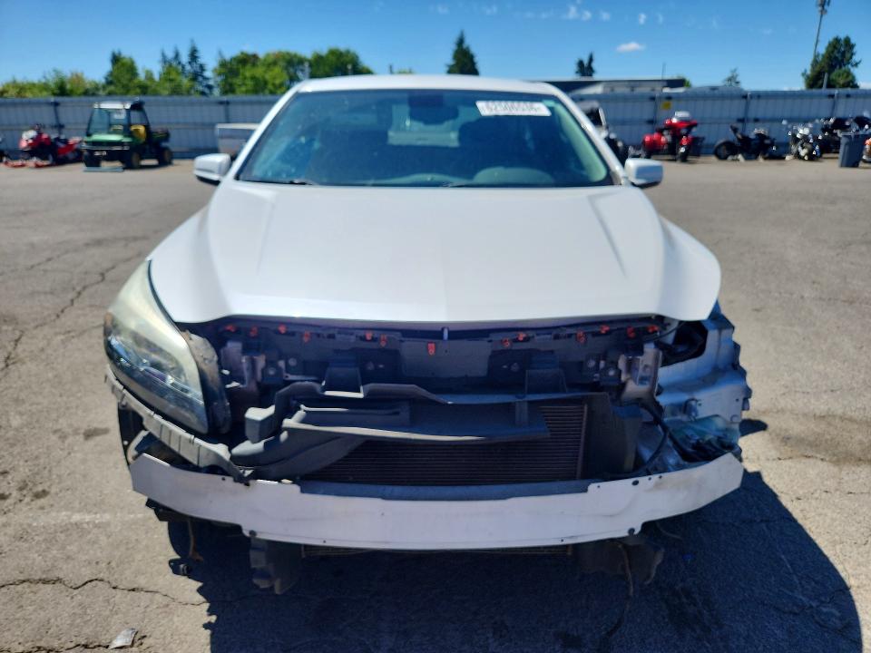 Photo 5 from auction – 2015 CHEVROLET MALIBU with VIN 1G11D5SL6FF195839