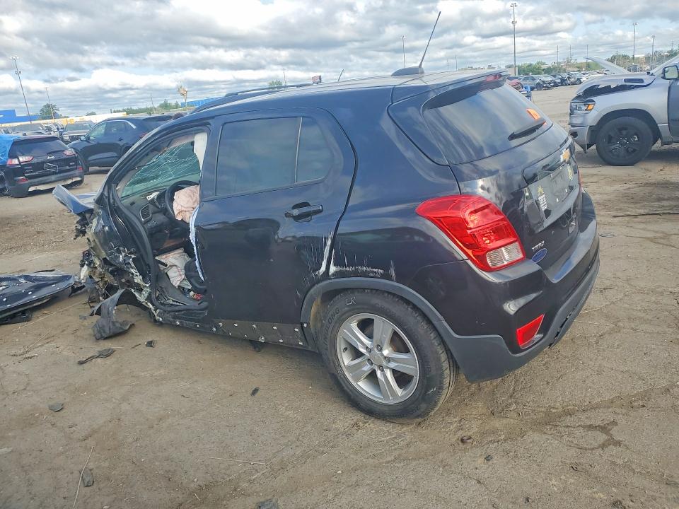 Photo 2 from auction – 2019 CHEVROLET TRAX with VIN 3GNCJKSB2KL319109