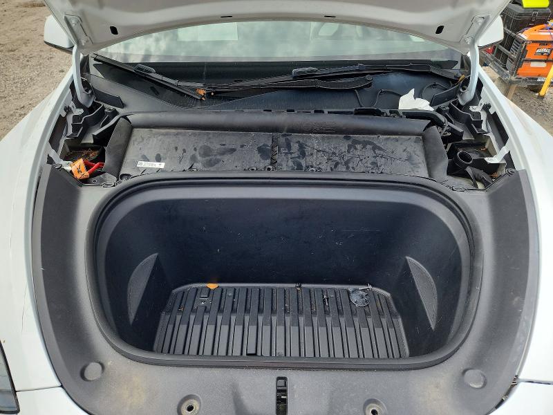 Foto 12 de la subasta – 2024 TESLA MODEL Y con VIN 7SAYGDEF9RF040825