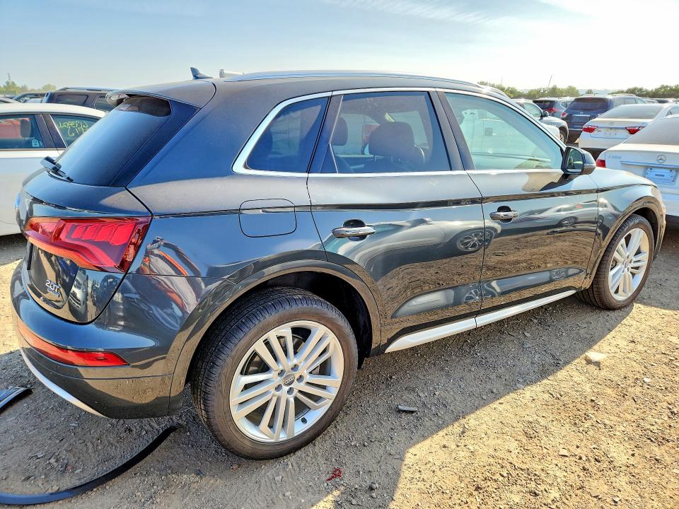 Photo 3 from auction – 2018 AUDI Q5 with VIN WA1CNAFY1J2087361