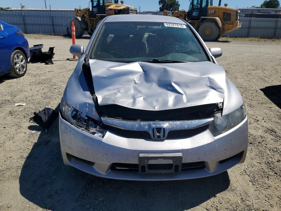 Photo 5 from auction – 2010 HONDA CIVIC with VIN 2HGFA1F53AH586109