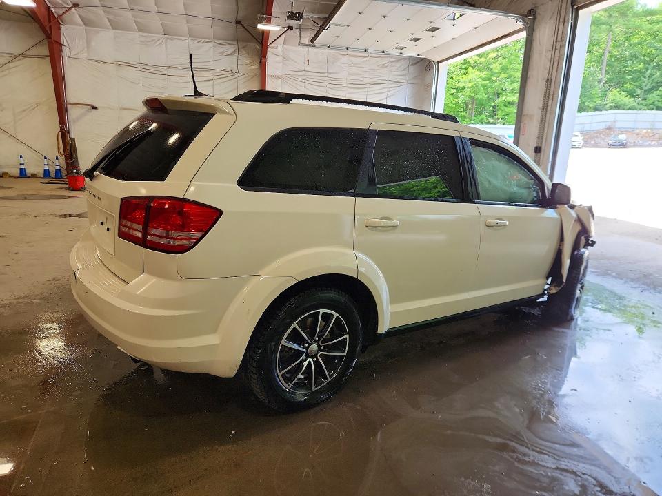 Photo 3 from auction – 2018 DODGE JOURNEY with VIN 3C4PDCAB1JT521530