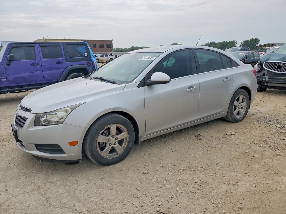Photo 1 from auction – 2014 CHEVROLET CRUZE with VIN 1G1PC5SB5E7144944
