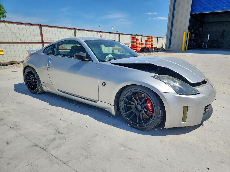 Photo 4 from auction – 2004 NISSAN 350Z with VIN JN1AZ34D44M101455