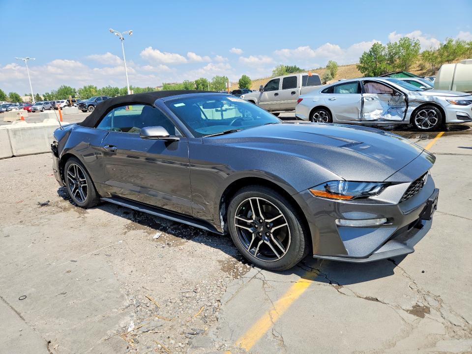 Photo 4 from auction – 2018 FORD MUSTANG with VIN 1FATP8UH6J5125151