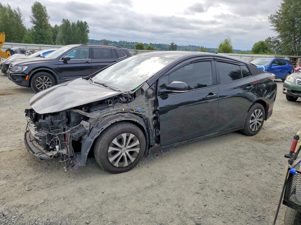 TOYOTA PRIUS 2016 with VIN JTDKARFUXG3013268 - Photo from auction