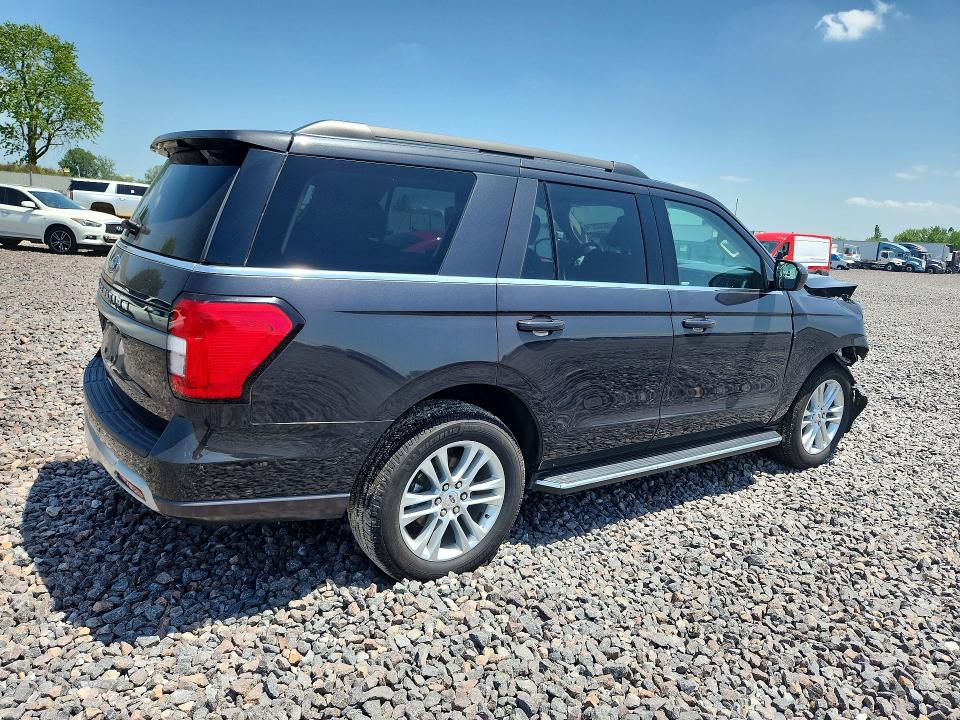 Photo 3 from auction – 2023 FORD EXPEDITION with VIN 1FMJU1J84PEA44708