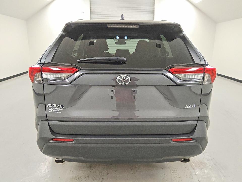 Photo 6 from auction – 2024 TOYOTA RAV4 with VIN 2T3W1RFV4RW337598