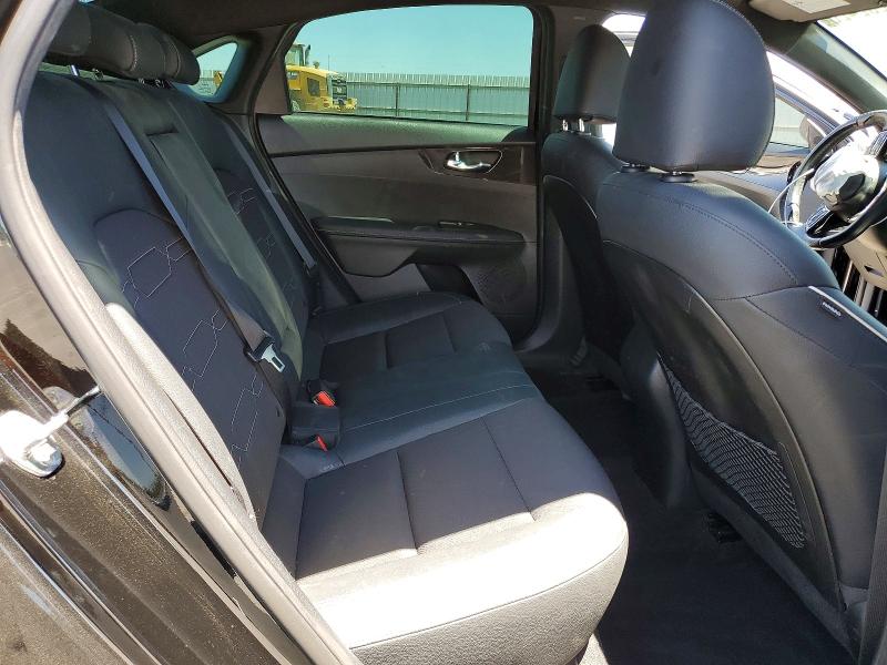 Photo 10 from auction – 2022 KIA FORTE with VIN 3KPF54AD6NE479902
