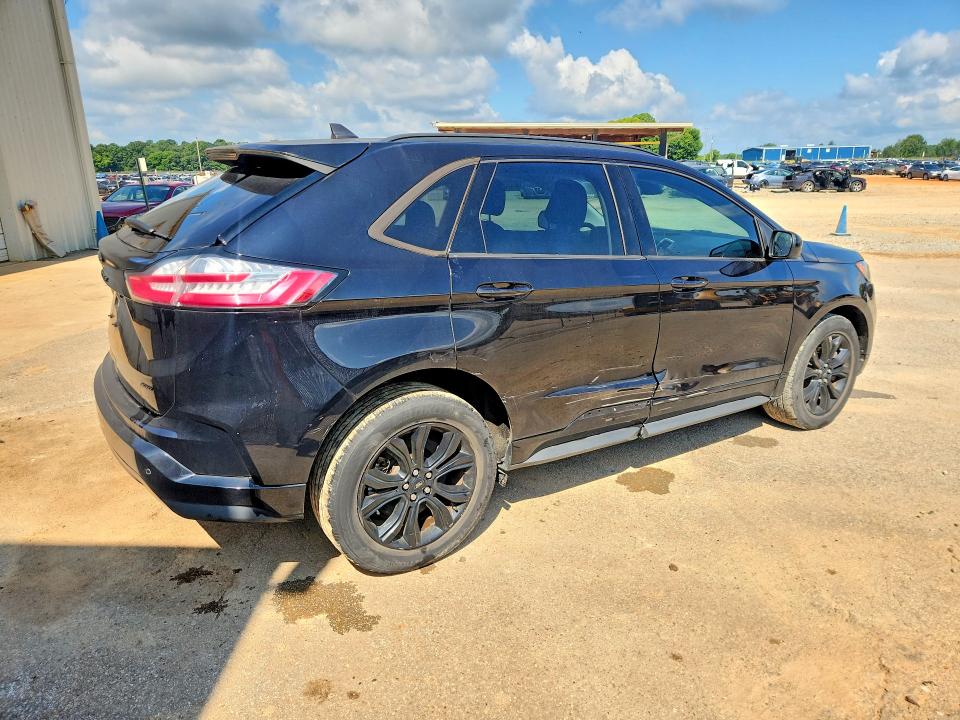 Photo 3 from auction – 2022 FORD EDGE with VIN 2FMPK4G97NBA42378