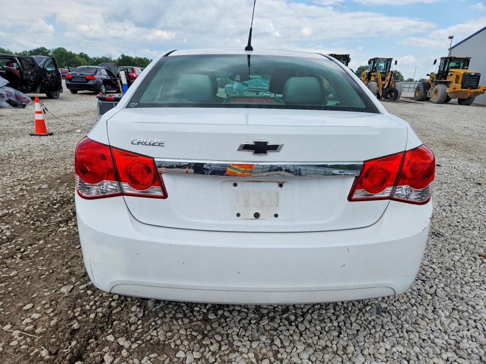Photo 6 from auction – 2012 CHEVROLET CRUZE with VIN 1G1PC5SH1C7372327