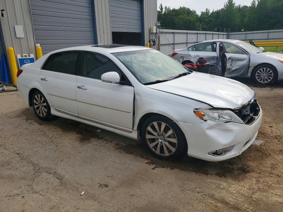 Photo 4 from auction – 2011 TOYOTA AVALON with VIN 4T1BK3DB4BU436714