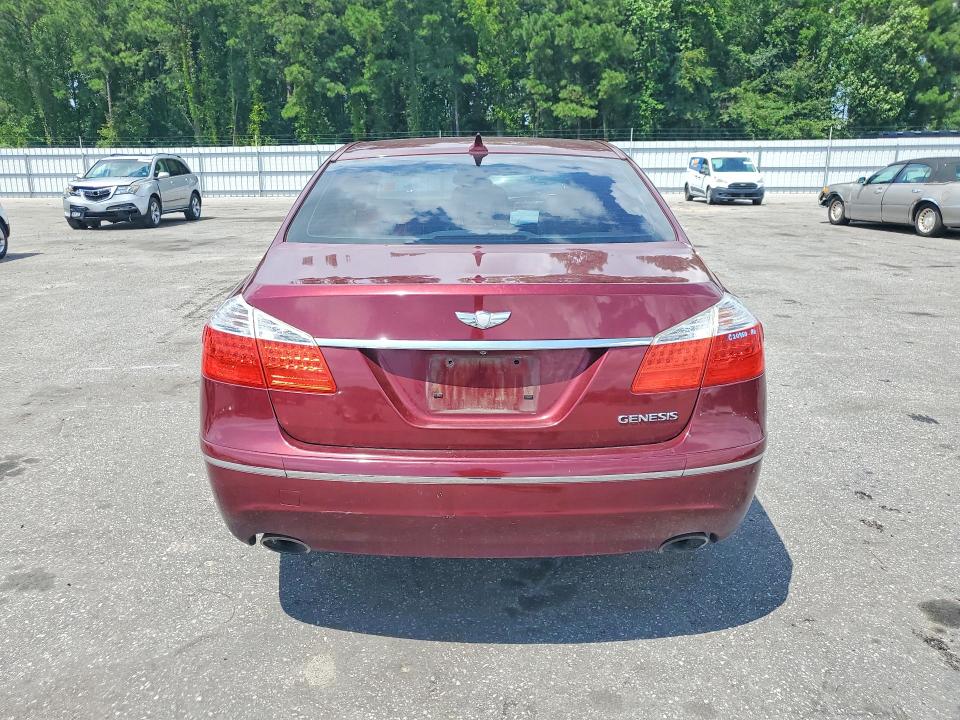 Photo 6 from auction – 2010 HYUNDAI GENESIS with VIN KMHGC4DE7AU097187