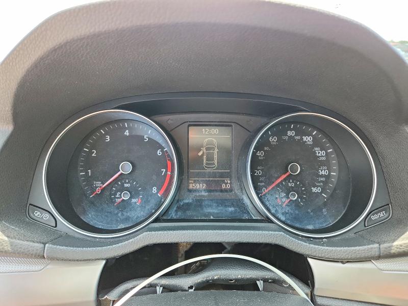 Photo 9 from auction – 2018 VOLKSWAGEN PASSAT with VIN 1VWAA7A34JC015553
