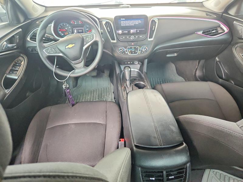 Photo 8 from auction – 2019 CHEVROLET MALIBU with VIN 1G1ZD5ST1KF174376