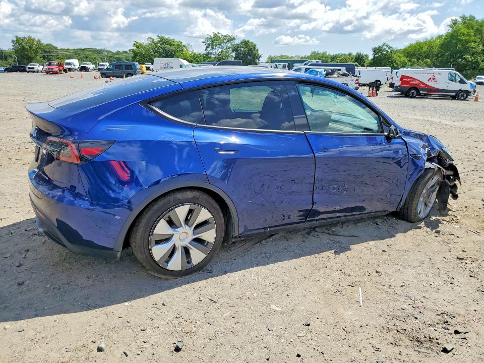 Photo 3 from auction – 2023 TESLA MODEL Y with VIN 7SAYGDEE9PA040776