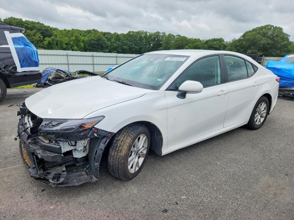 TOYOTA CAMRY 2025 with VIN 4T1DAACK5SU513642 - Photo from auction