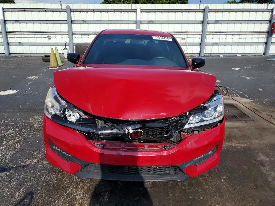 Photo 5 from auction – 2017 HONDA ACCORD with VIN 1HGCR2F15HA038698
