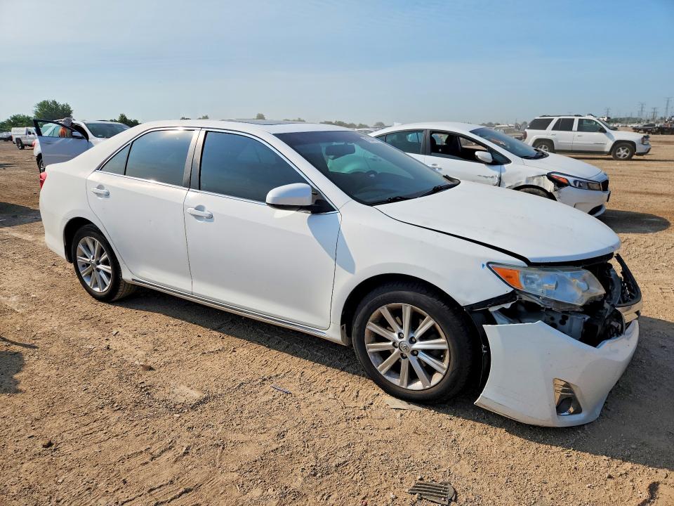 Photo 4 from auction – 2014 TOYOTA CAMRY with VIN 4T4BF1FK3ER355056