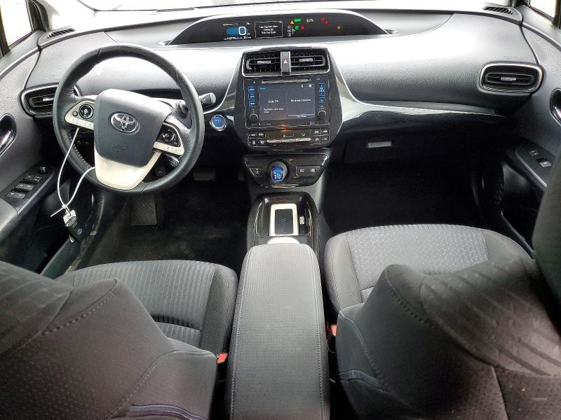 Photo 8 from auction – 2016 TOYOTA PRIUS with VIN JTDKARFUXG3013268