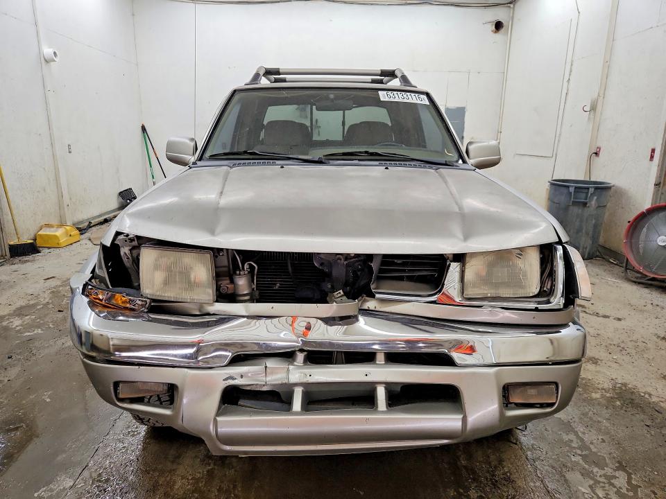 Photo 5 from auction – 2000 NISSAN FRONTIER with VIN 1N6ED27YXYC356352