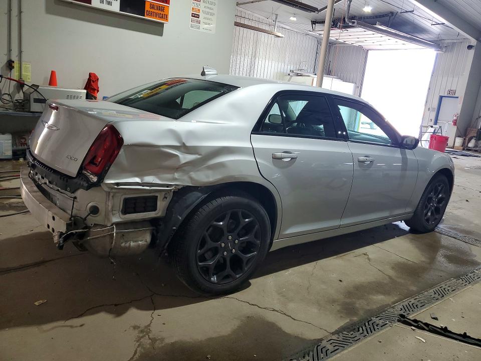 صورة رقم 3 من المزاد - 2020 CHRYSLER 300 مع VIN 2C3CCARG6LH115961