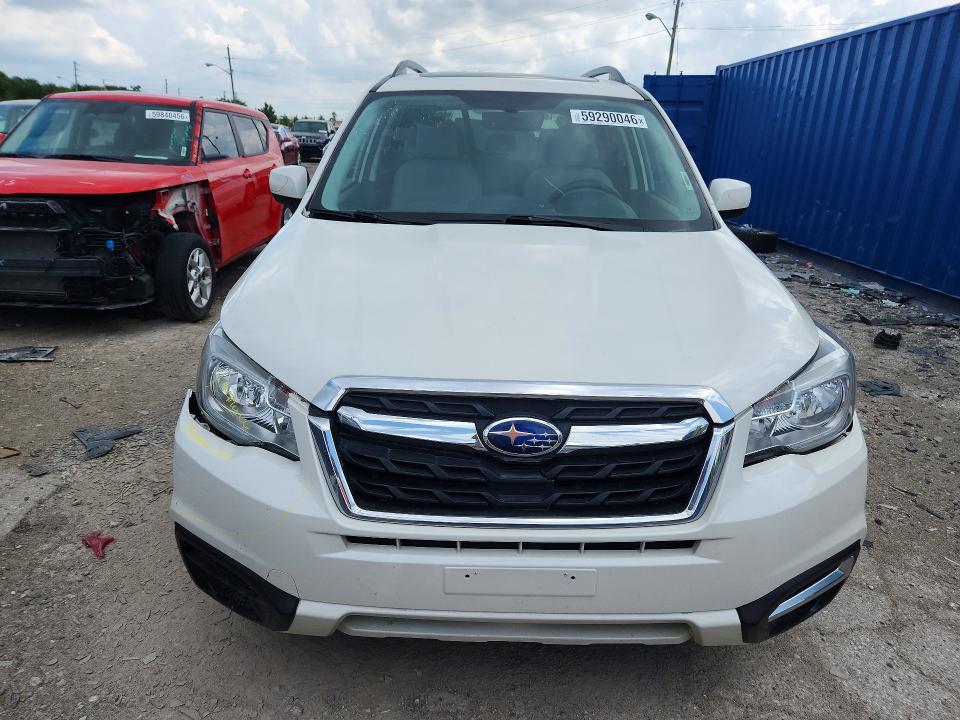 Photo 5 from auction – 2017 SUBARU FORESTER with VIN JF2SJAEC0HH512189